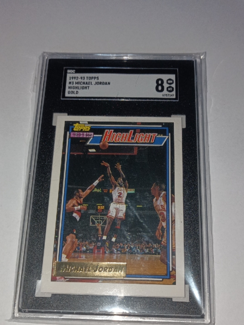 Topps Michael Jordan 1992-93 #3  Highlight Card - Black White Gold Blue